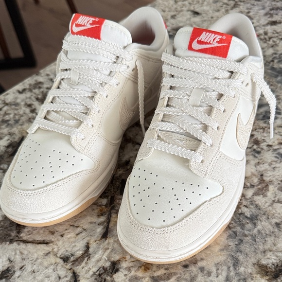 Nike “Friendship Knot” sneakers - Picture 3 of 8